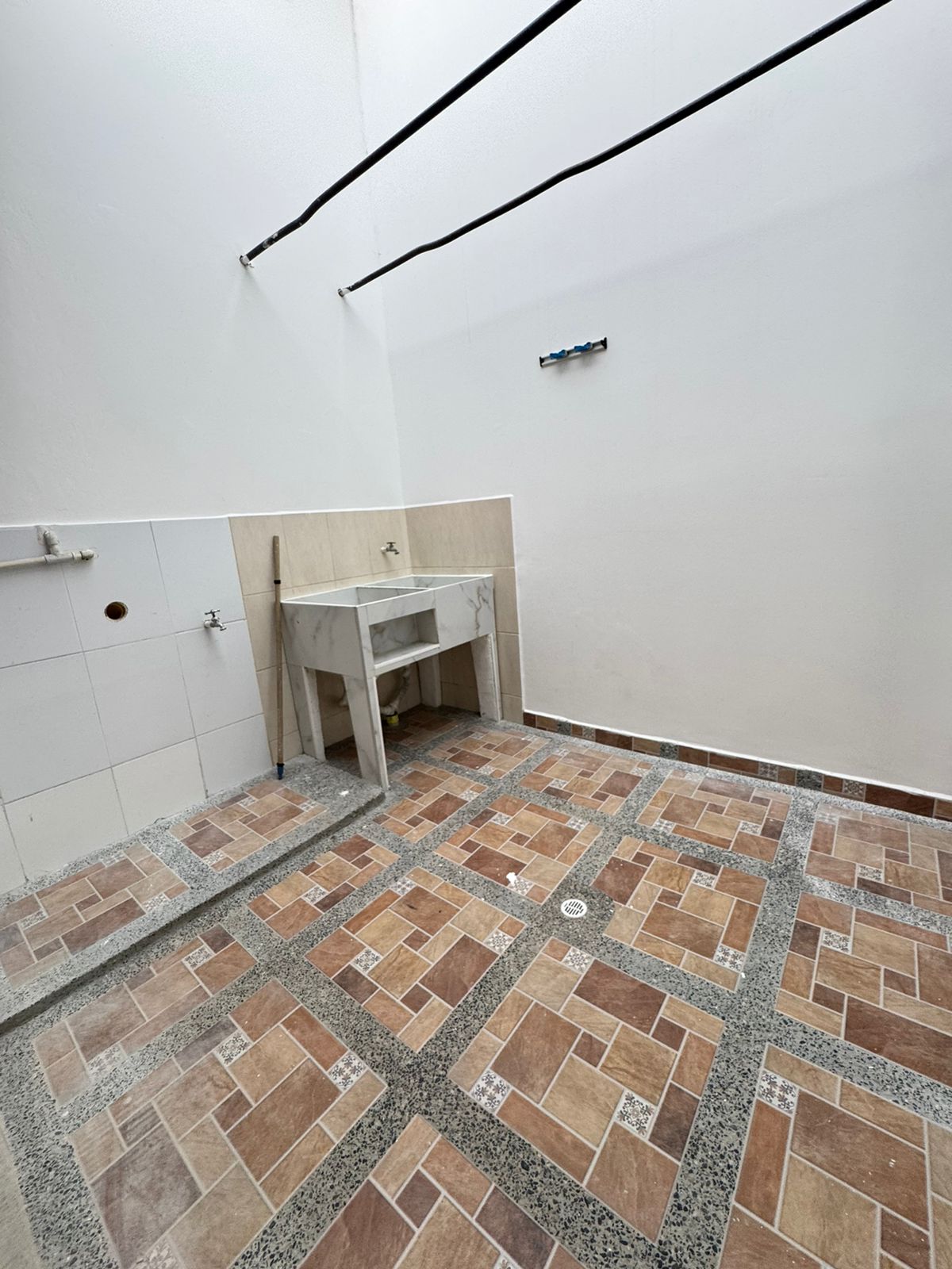 casa renta cartago (2)