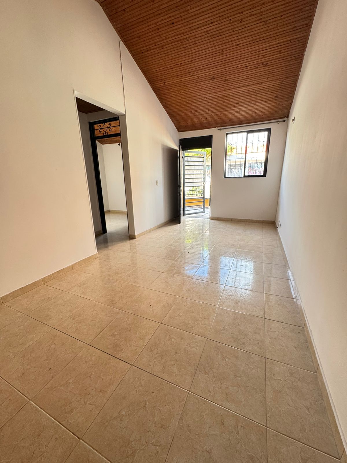 casa renta cartago (3)